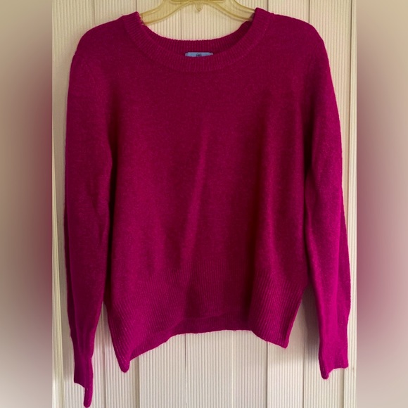 CeCe Crewneck Sweater NWOT - Picture 1 of 4